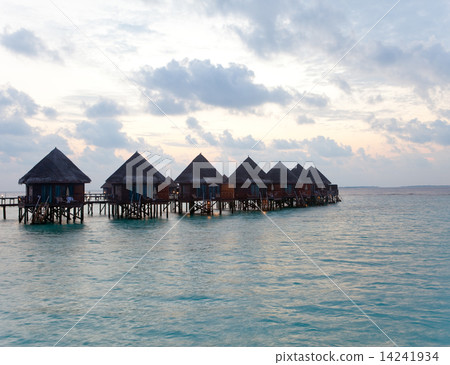 Maldives.Early morning. Maldives.Early morning. 14241934