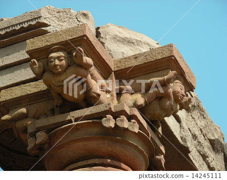 Omkareshwar remains Omkareshwar remains 14245111