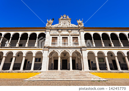 University of Evora University of Evora 14245770