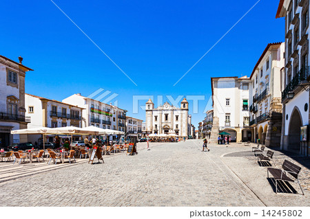 Giraldo Square, Evora 14245802