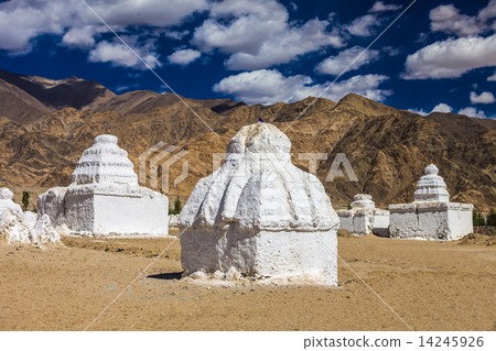 Many stupas Many stupas 14245926