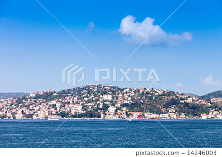 Istanbul skyline Istanbul skyline 14246003