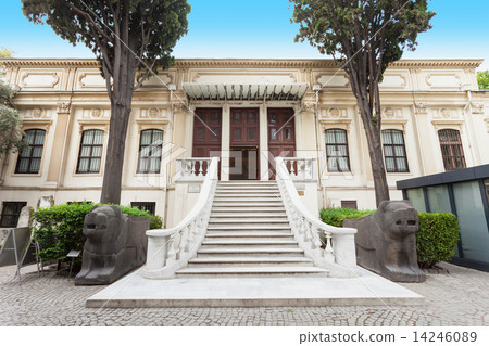 Istanbul Archaeology Museum 14246089