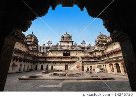 Jehangir Mahal (Orchha Fort) in Orchha, India Jehangir Mahal (Orchha Fort) in Orchha, India 14246720