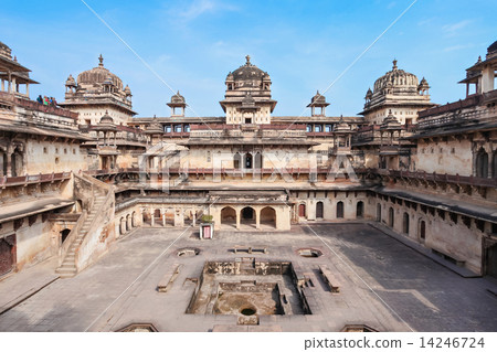 Jehangir Mahal (Orchha Fort) in Orchha, India Jehangir Mahal (Orchha Fort) in Orchha, India 14246724