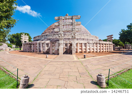 Sanchi Stupa, India 14246751