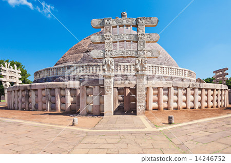 Sanchi Stupa, India 14246752