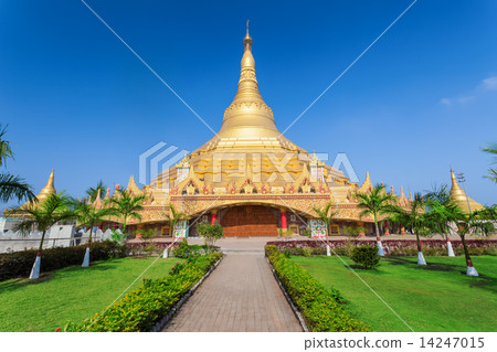 Global Vipassana Pagoda 14247015
