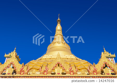 Global Vipassana Pagoda 14247016