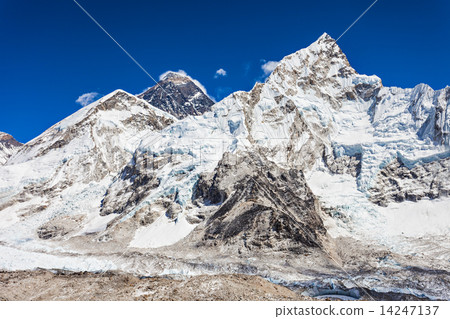 Everest landscape, Himalaya Everest landscape, Himalaya 14247137