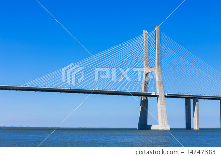Vasco da Gama Bridge 14247383