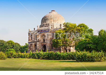 Lodi Gardens Lodi Gardens 14247514