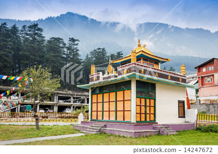 Tibetan monastery 14247672