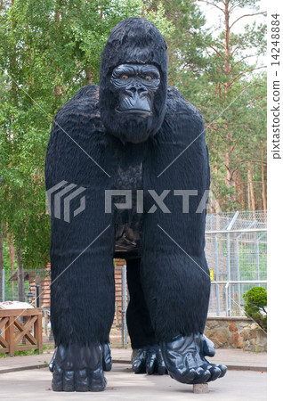 gorilla sculpture 14248884