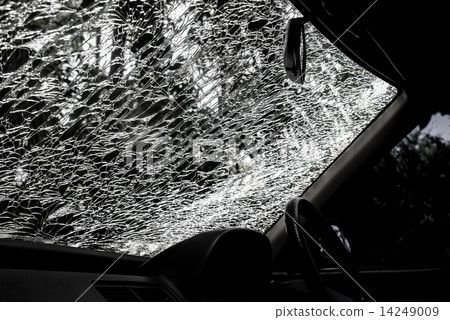 Damaged glass (car windshield) inside car 14249009