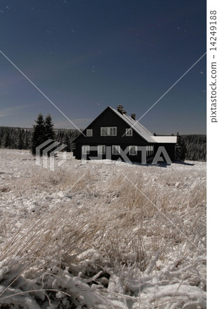 Cottage in moonlight 14249188
