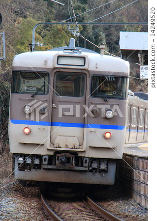 Sanyo Main Line 113 series 14249520