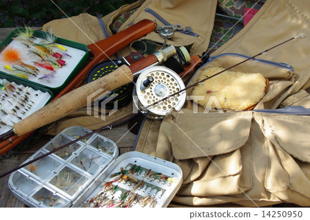 Fly fishing 14250950