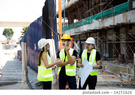 Occupations, contructions  14251828