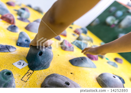 Bouldering image 14252893