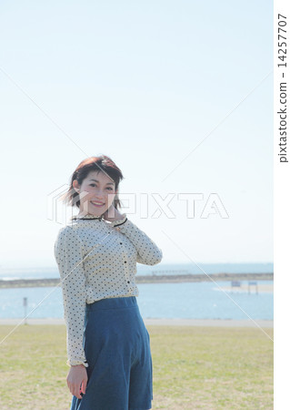 Woman Woman 14257707