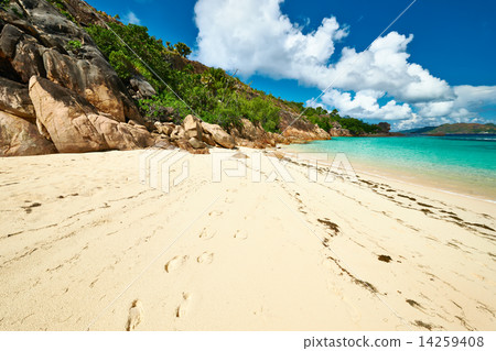 Beautiful beach at Seychelles Beautiful beach at Seychelles 14259408