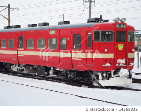 JNR 711 series train (10) 14269839