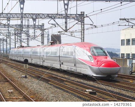 Shinkansen E6 train 14270361