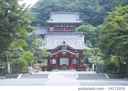 Morning Tsurugaoka Hachimangu Shrine 14271050