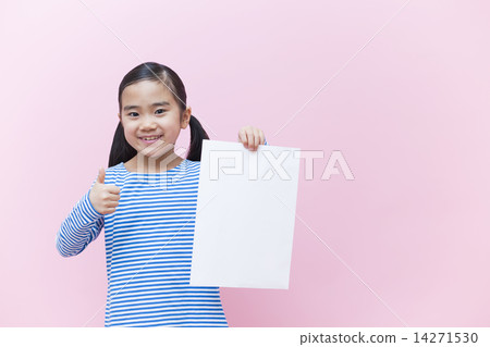 Girl with paper 14271530