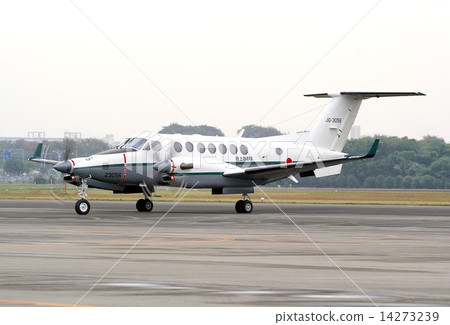 LR-2 contact reconnaissance aircraft of the Ground Self Defense Force who is also active in disaster dispatch etc. to be skiing at the Tachikawa disaster prevention air festival LR-2 contact reconnaissance aircraft of the Ground Self Defense Force who is also active in disaster dispatch etc. to be skiing at the Tachikawa disaster prevention air festival 14273239