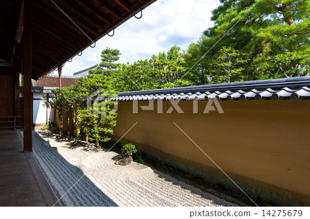 Daitokuji Ryugenin garden 14275679