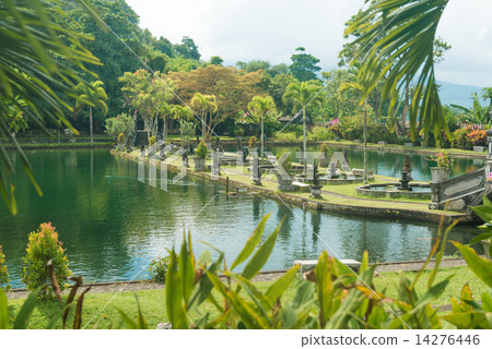 Tirtagangga water palace Tirtagangga water palace 14276446