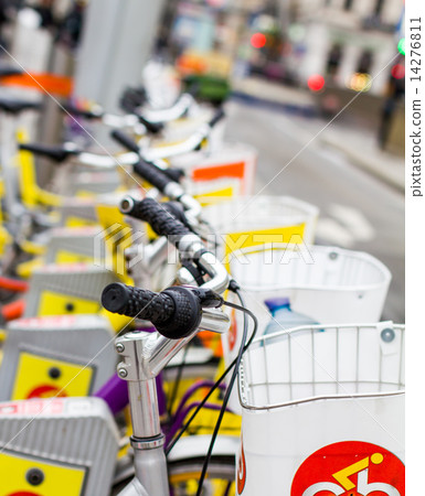 Bicycle rental 14276811