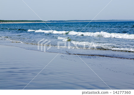 Ocean 14277360