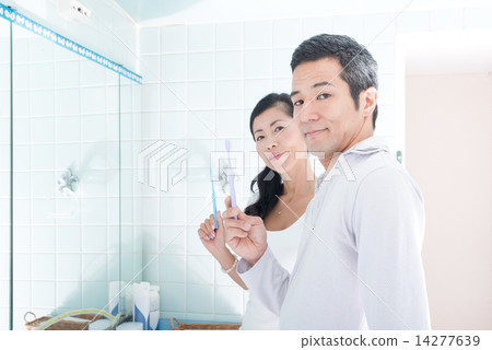 男性夫婦中間牙膏 男性夫婦中間牙膏 14277639