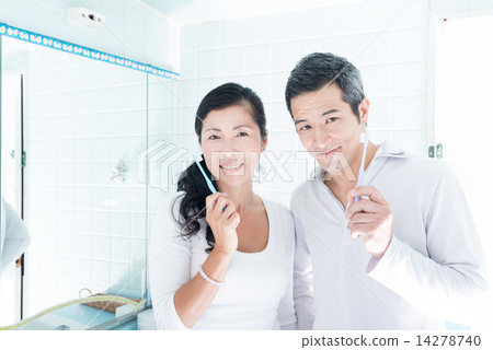 男性夫婦中間牙膏 14278740