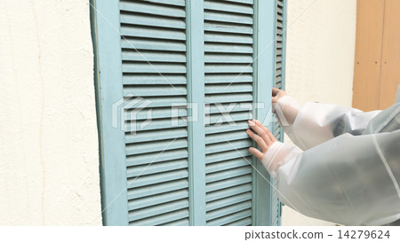 A door lock 14279624