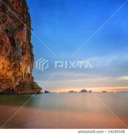 beautiful sunset with colorful sky beautiful sunset with colorful sky 14280386