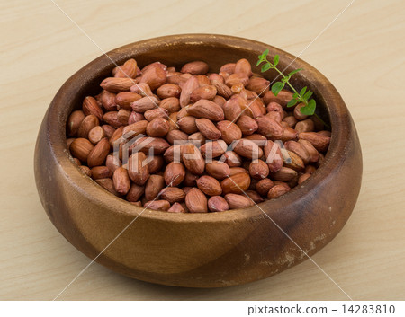 Peanut in the bowl 14283810