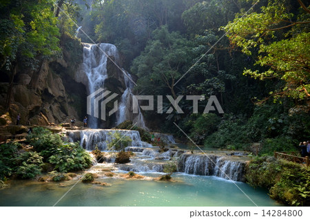 Cousin Falls 14284800