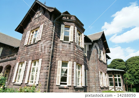 Western-style building 14288050