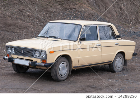 Soviet medium-sized family car, 4-door sedan, VAZ-2106 Soviet medium-sized family car, 4-door sedan, VAZ-2106 14289250
