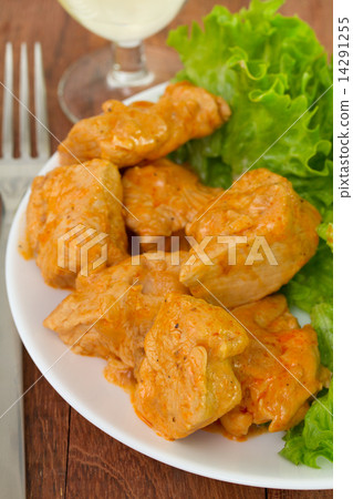 turkey with salad and wine 14291255
