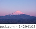 Fuji Mt. Ashigori pass in the morning glow 14294108