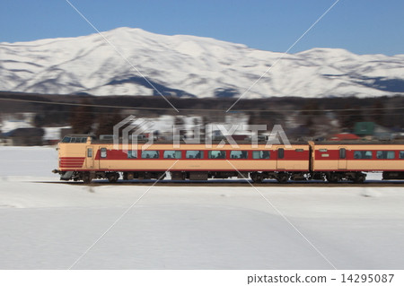 189 series Myoko issue going near Jichibi (follow shot) 14295087