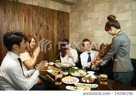 drinking party 14296196