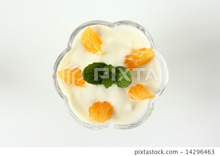 Hassak yogurt 14296463