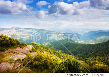 Pyrenees mountains in summer 14297065