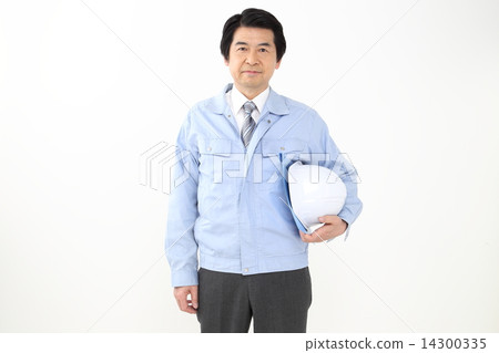 一個戴頭盔的男人 14300335